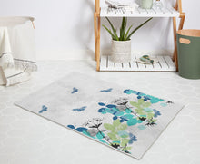 Load image into Gallery viewer, Abstract gebladerte en vlinders | Extra lang en breed stoffen badkamer douchegordijn 180x200cm met bijpassende badmat