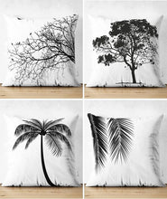 Afbeelding in Gallery-weergave laden, Zethome - Kussenhoes Kerstpatroon - 43x43 - Set 4 Pieces - Kussenhoezen - Dubbelzijdig bedrukt - Soft Touch - Boomthema op een witte achtergrond