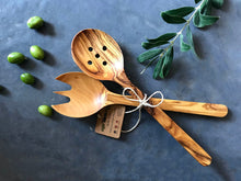 Load image into Gallery viewer, Zethome | Olijfhouten Houten Saladeset | 2 STK